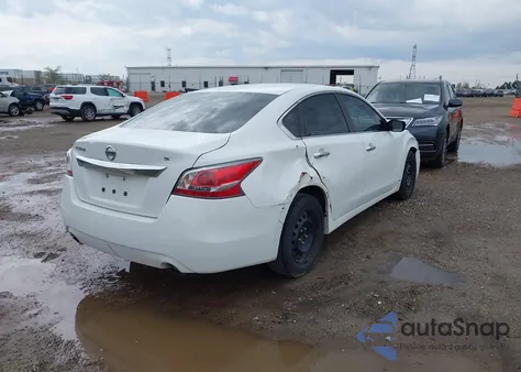2015 Nissan Altima 2.5/2.5 S/2.5 Sl/2.5 Sv из США, поврежденный, VIN 1N4AL3AP2FC253830